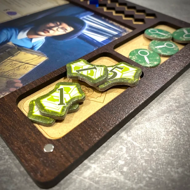 Plansza Gracza do Arkham Horror 3 ed, HDF Wenge, zbliżenie 01.webp